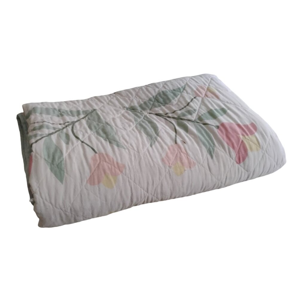 Tulip Motif Vintage Full Size Spread / Cutter Material